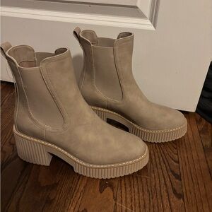 Dolce Vita Tan Ankle Boots